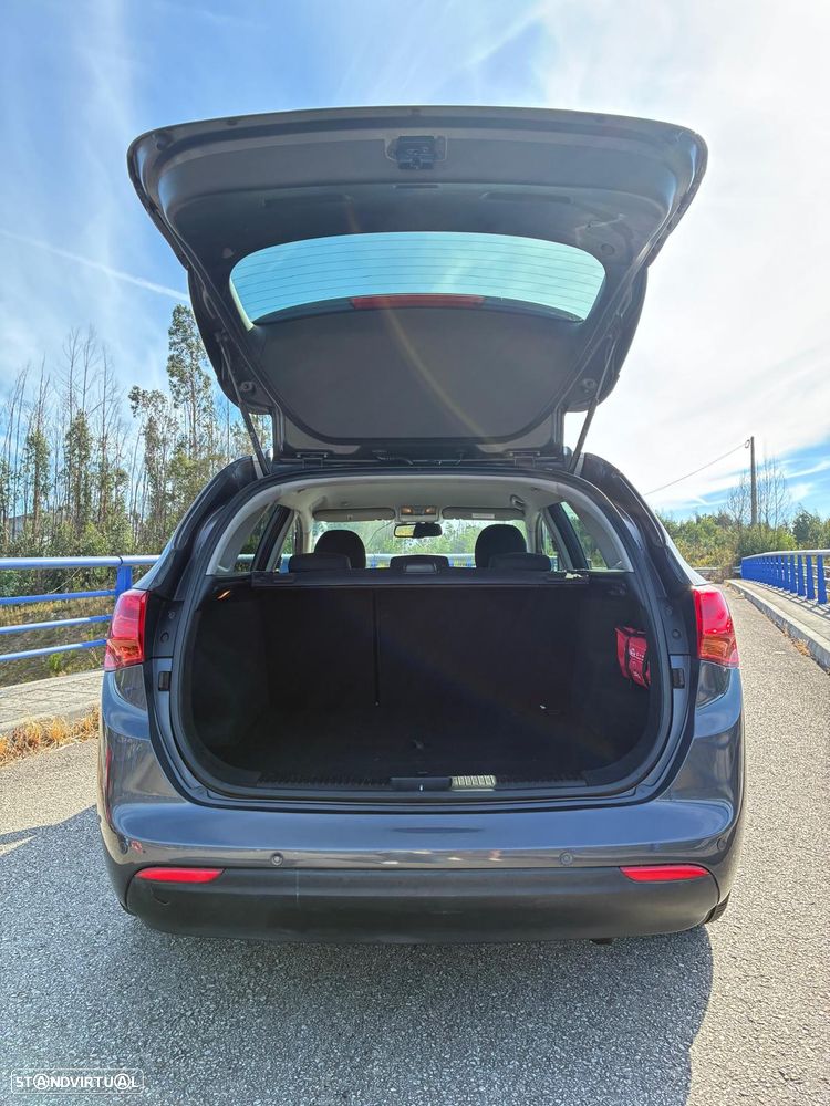 Kia Ceed SW 1.6 CRDi TX - 14