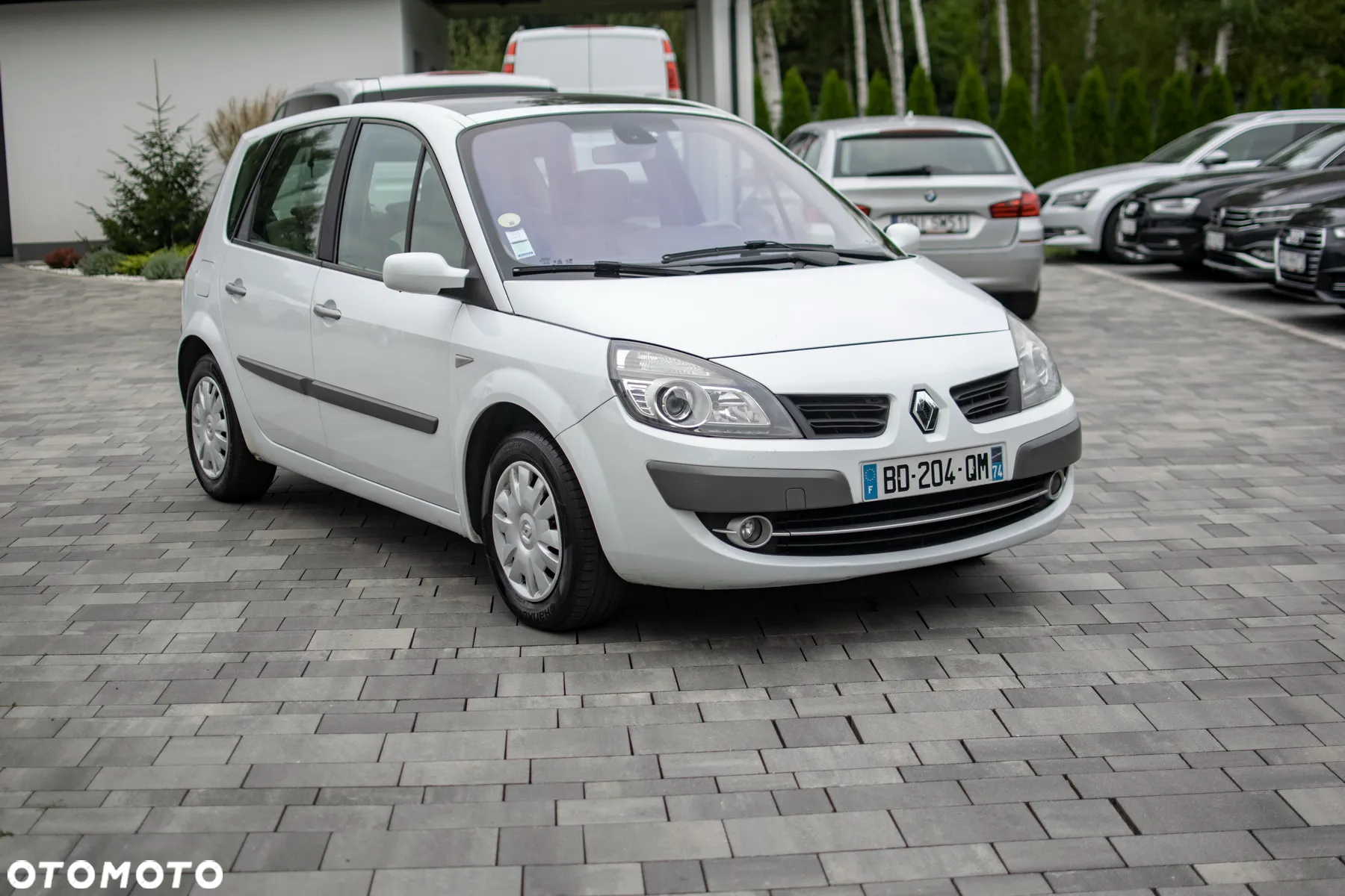 Renault Scenic - 32