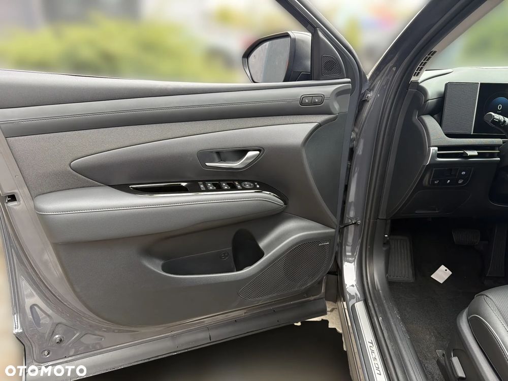 Hyundai Tucson 1.6 T-GDi HEV Platinum 2WD - 11