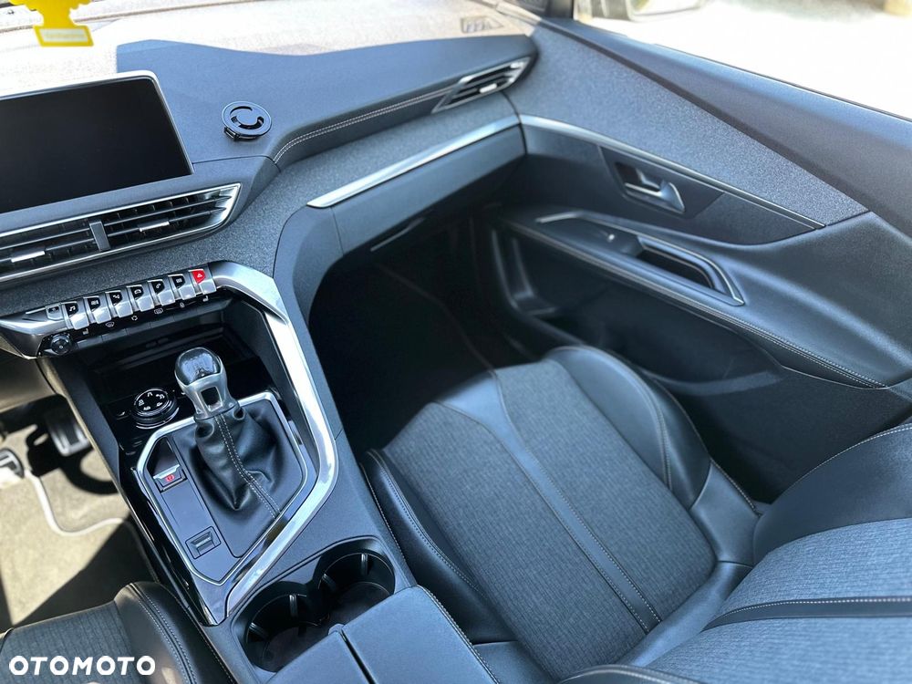 Peugeot 3008 1.5 BlueHDi GT S&S - 17