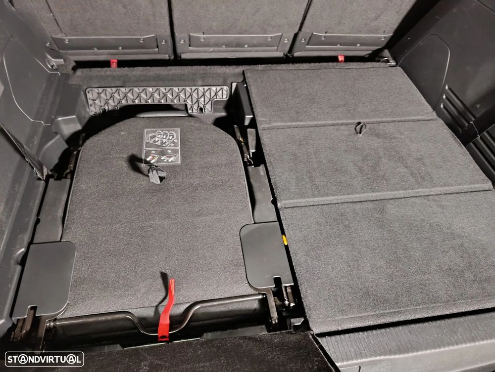 Peugeot 5008 1.5 BlueHDi Allure Pack - 27