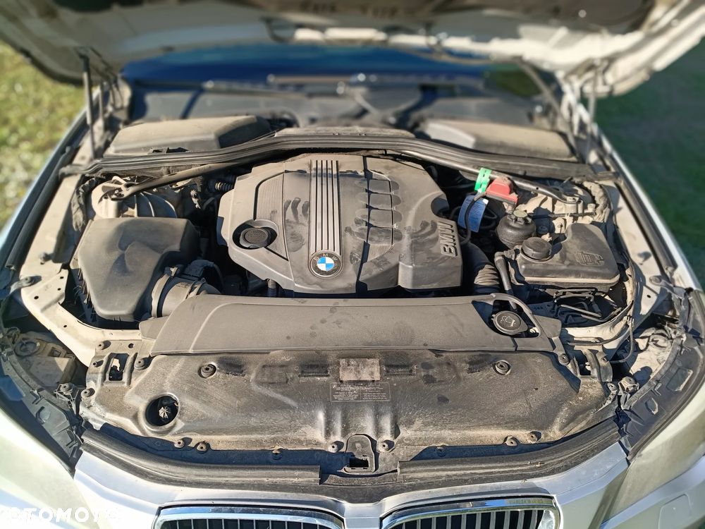 BMW Seria 5 520d - 5