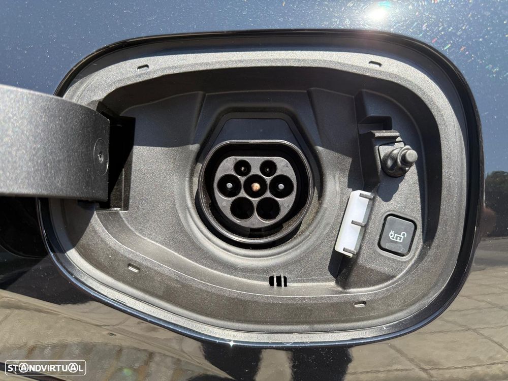 Ford Kuga 2.5 PHEV ST-Line - 8