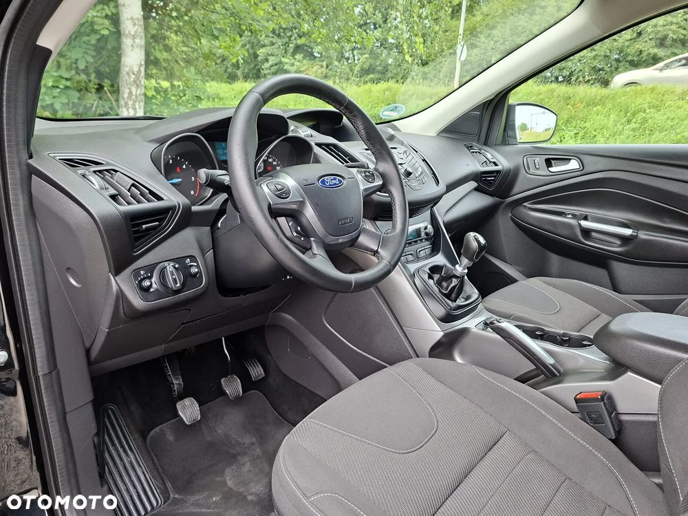 Ford Kuga 2.0 TDCi 2x4 Trend - 18