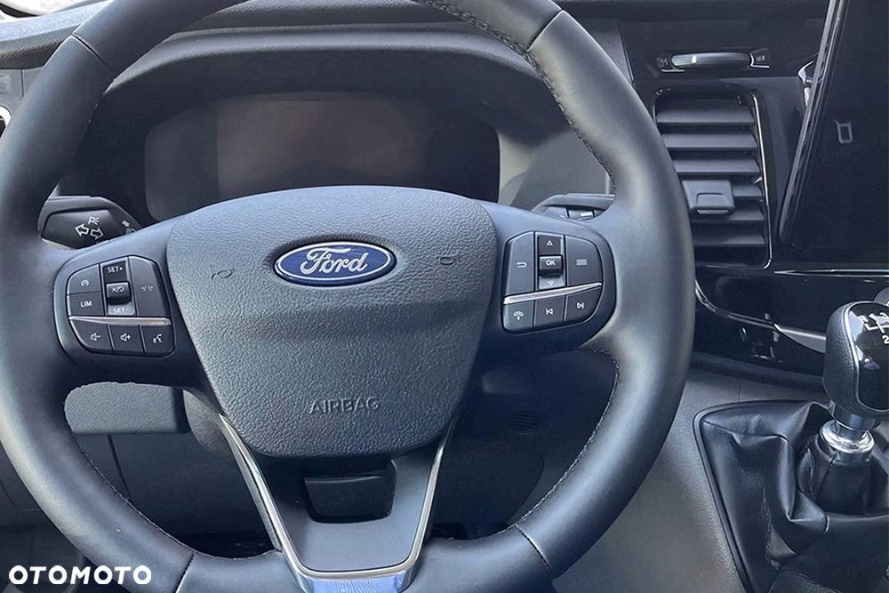 Ford Transit 350 L2H2 Trend 2.0 130KM - 11