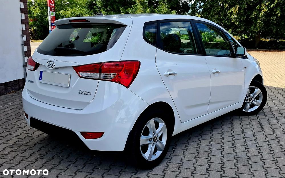 Hyundai ix20 1.4 blue Space+ - 28