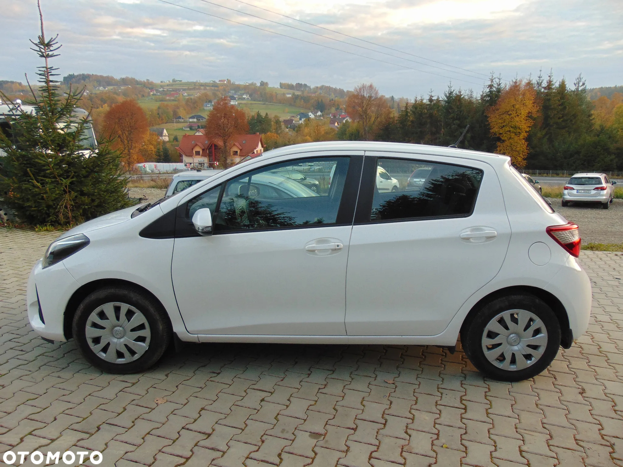 Toyota Yaris 1.5 Premium - 5
