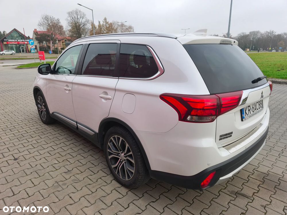 Mitsubishi Outlander 2.0 Intense + CVT - 4