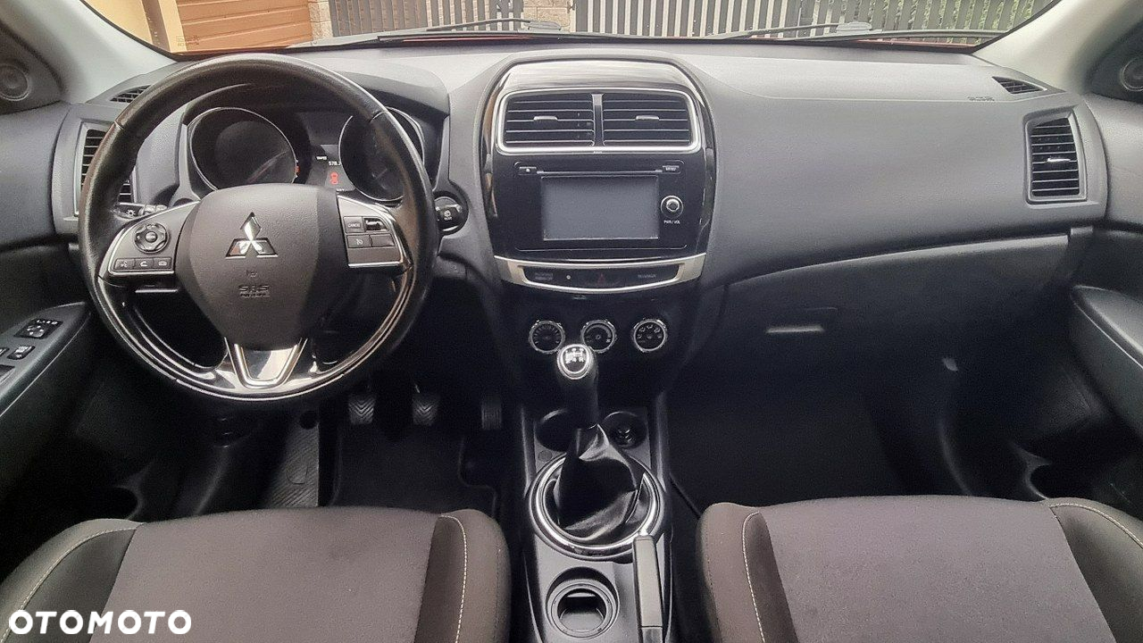 Mitsubishi ASX - 14