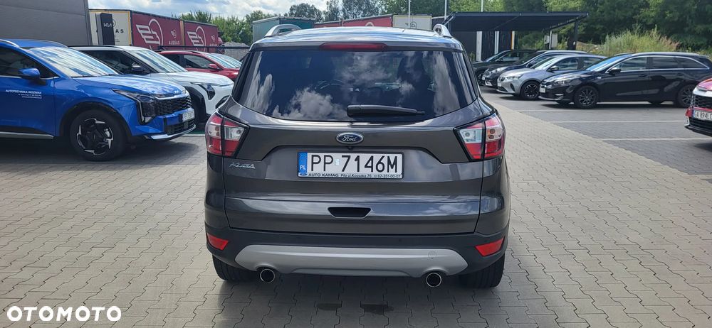 Ford Kuga - 4
