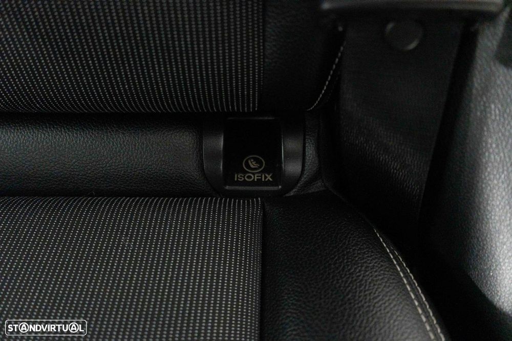 Mercedes-Benz B 180 d Style - 12