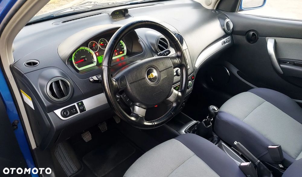 Chevrolet Aveo 1.4 16V LS - 28