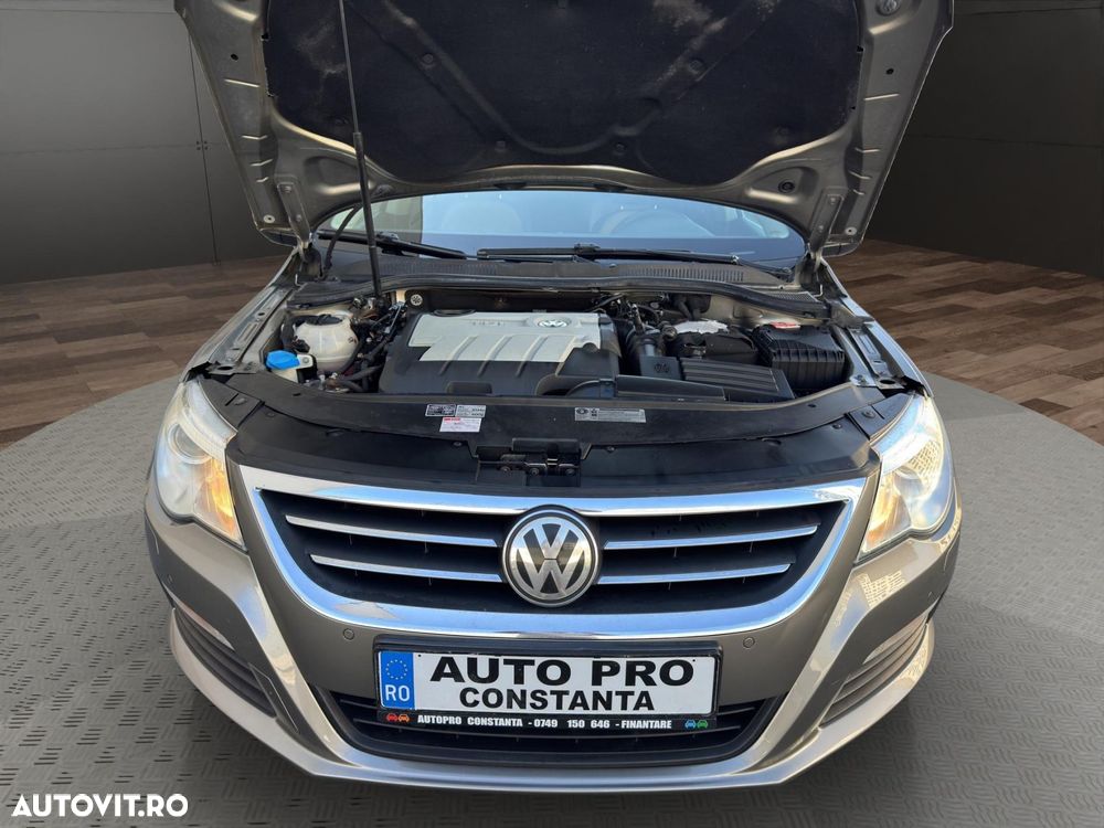 Volkswagen Passat CC - 17