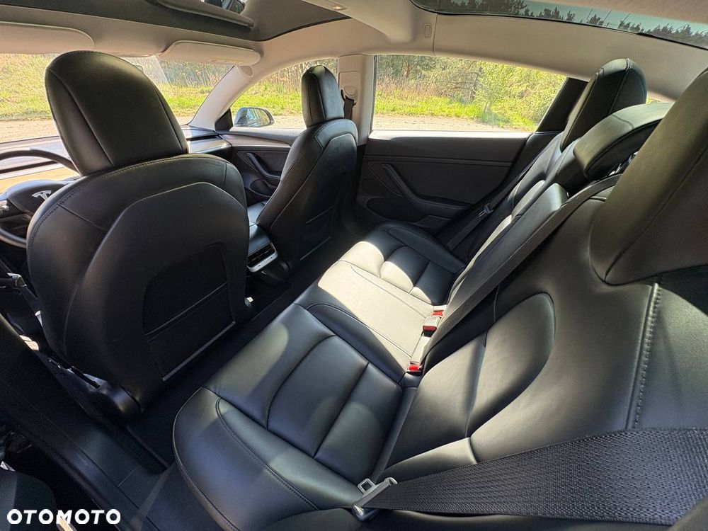 Tesla Model 3 Standard Reichweite Plus Hinterradantrieb - 10