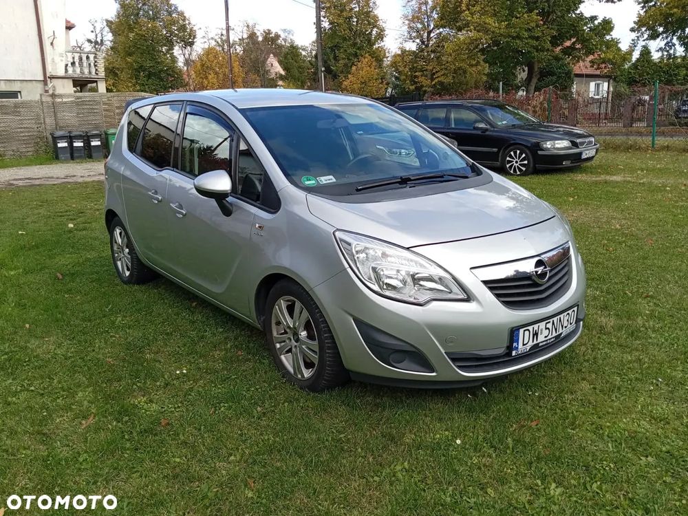 Opel Meriva 2014 photo 2