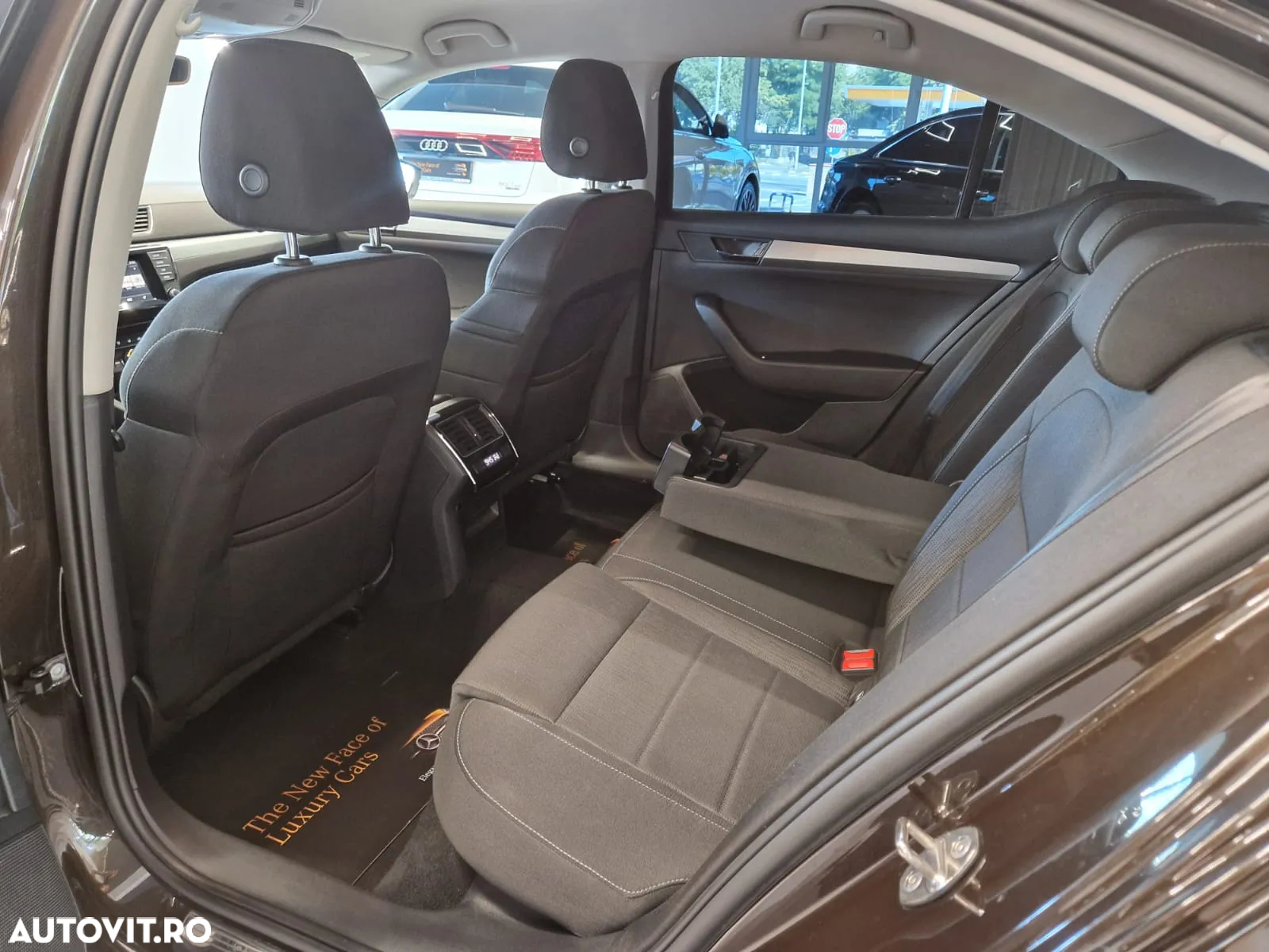 Skoda Superb 2.0 TDI DSG Style - 26