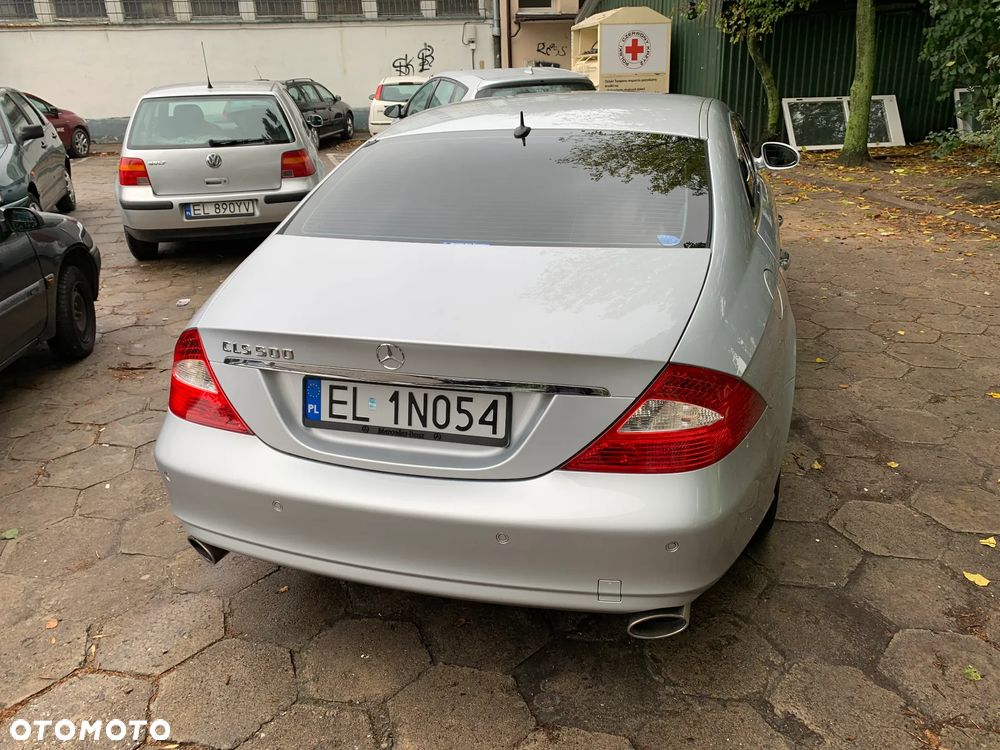 Mercedes-Benz CLS 500 - 11