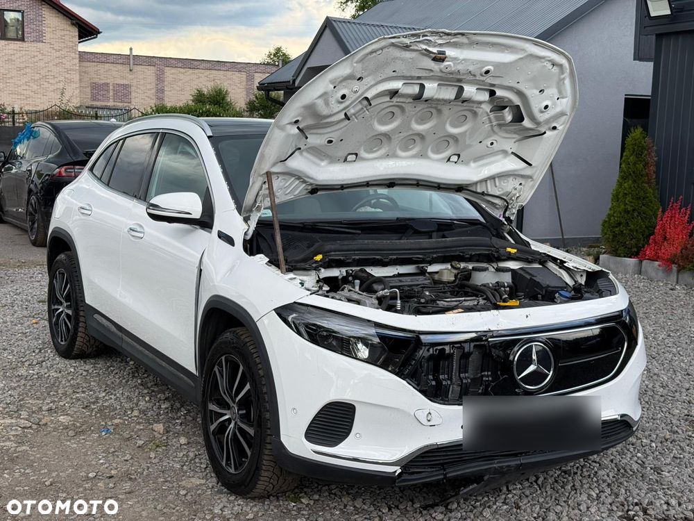 Mercedes-Benz EQA 250 66.5kWh Electric Art - 8