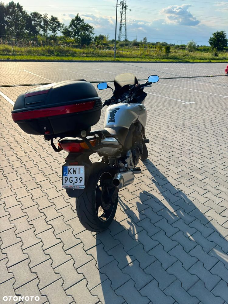 Honda CBF - 9