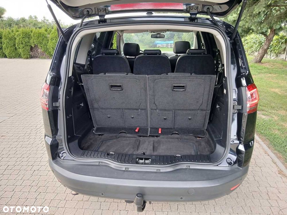 Ford S-Max - 8
