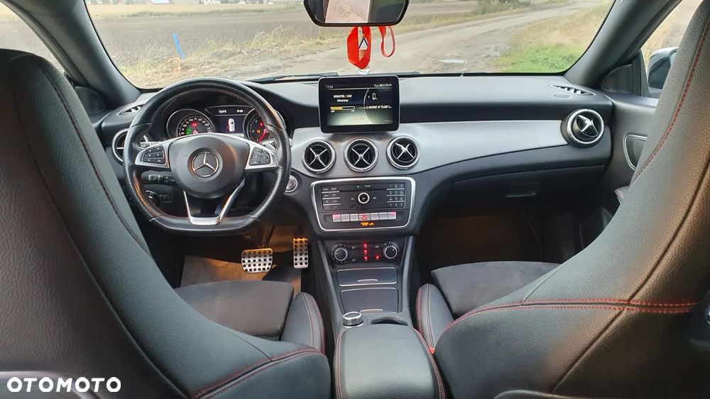 Mercedes-Benz CLA Shooting Brake 220 (CDI) d 7G-DCT AMG Line - 25