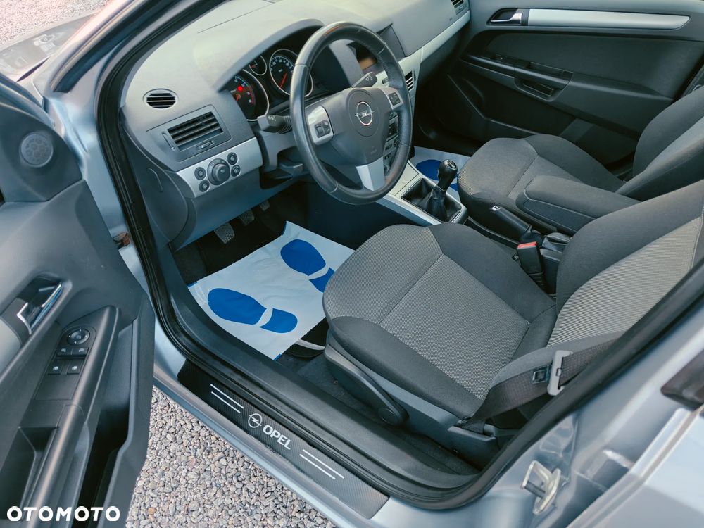 Opel Astra - 14