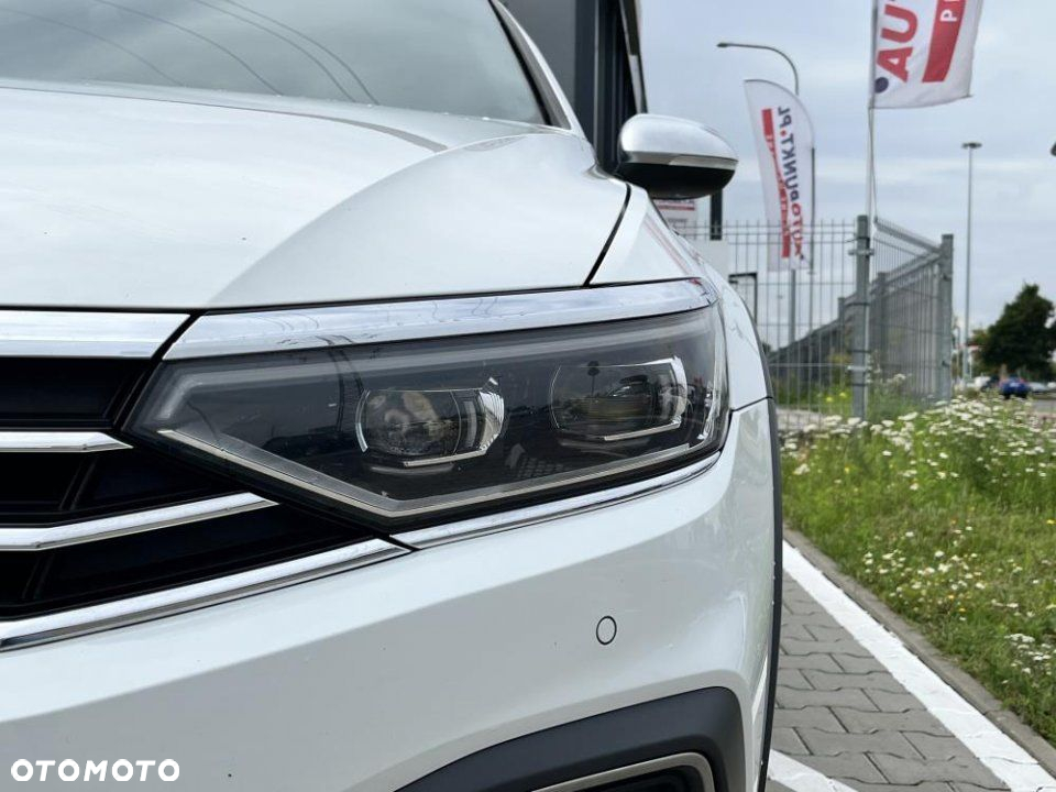 Volkswagen Passat - 7