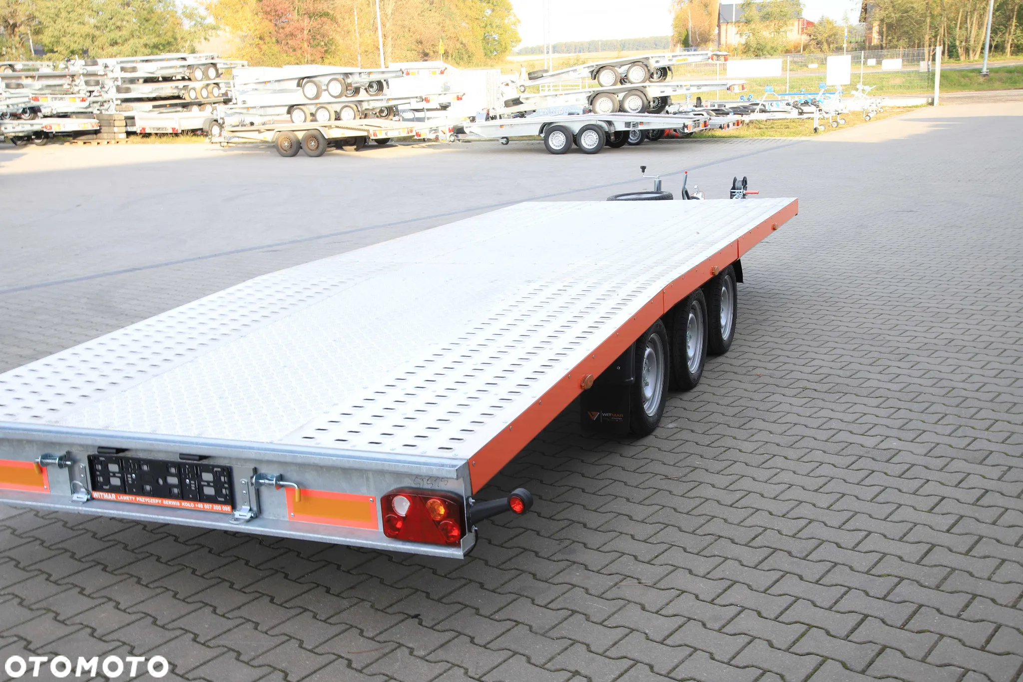 Niewiadów Jupiter kolorowa blenda 5.5x2.1 wypełnienie alu ryfel 3 osie koła 195R13C DMC 3500 kg - 22