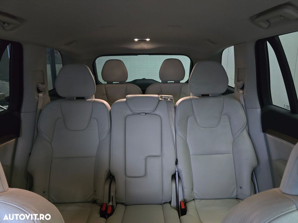 Volvo XC 90 - 26
