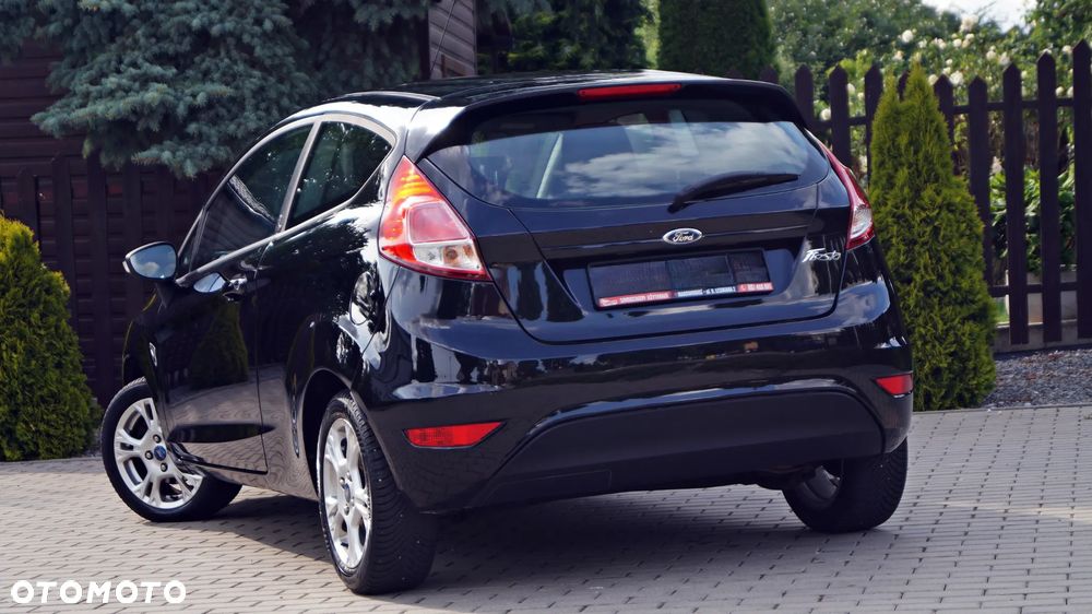 Ford Fiesta 1.25 Champions Edition - 5