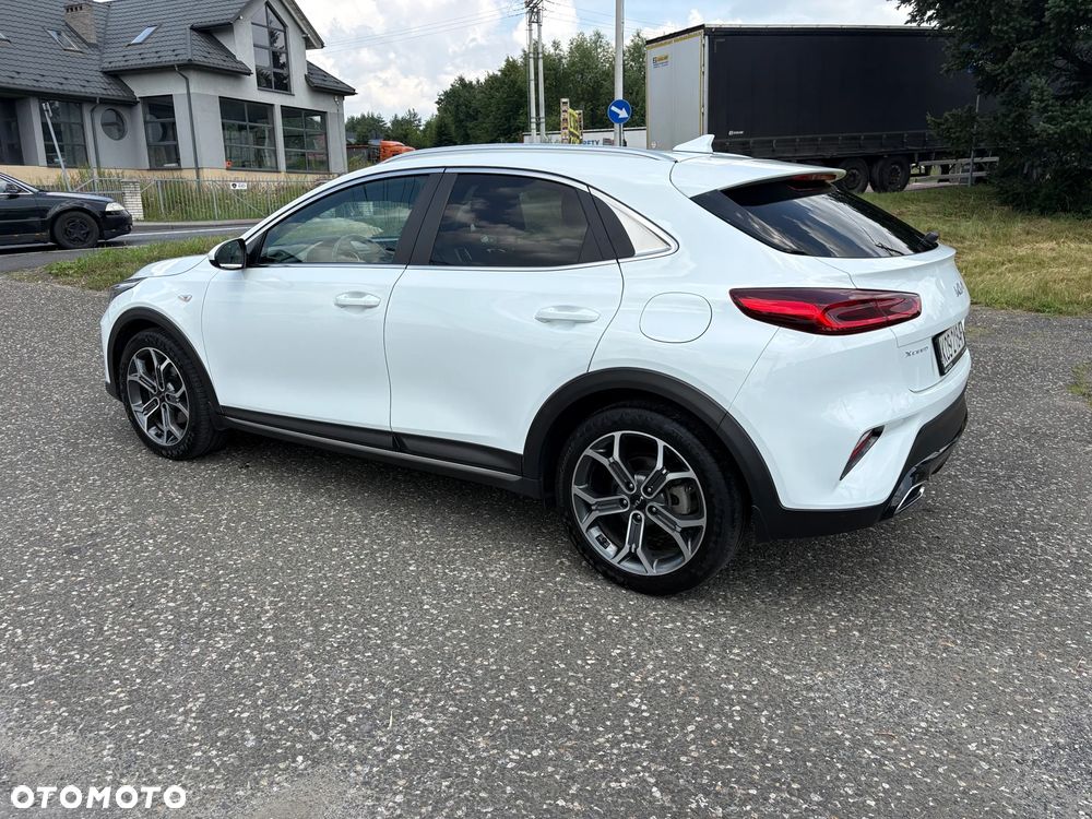 Kia XCeed 1.5 T-GDI M - 3