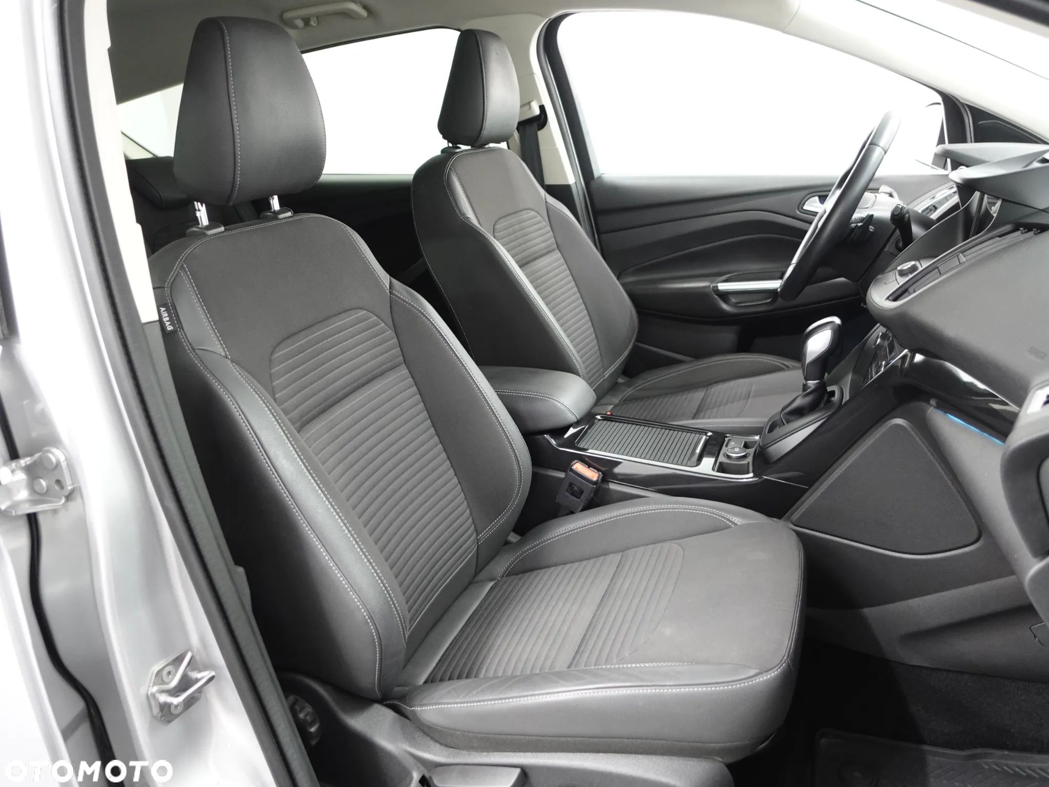 Ford Kuga 1.5 EcoBoost AWD Edition ASS - 28