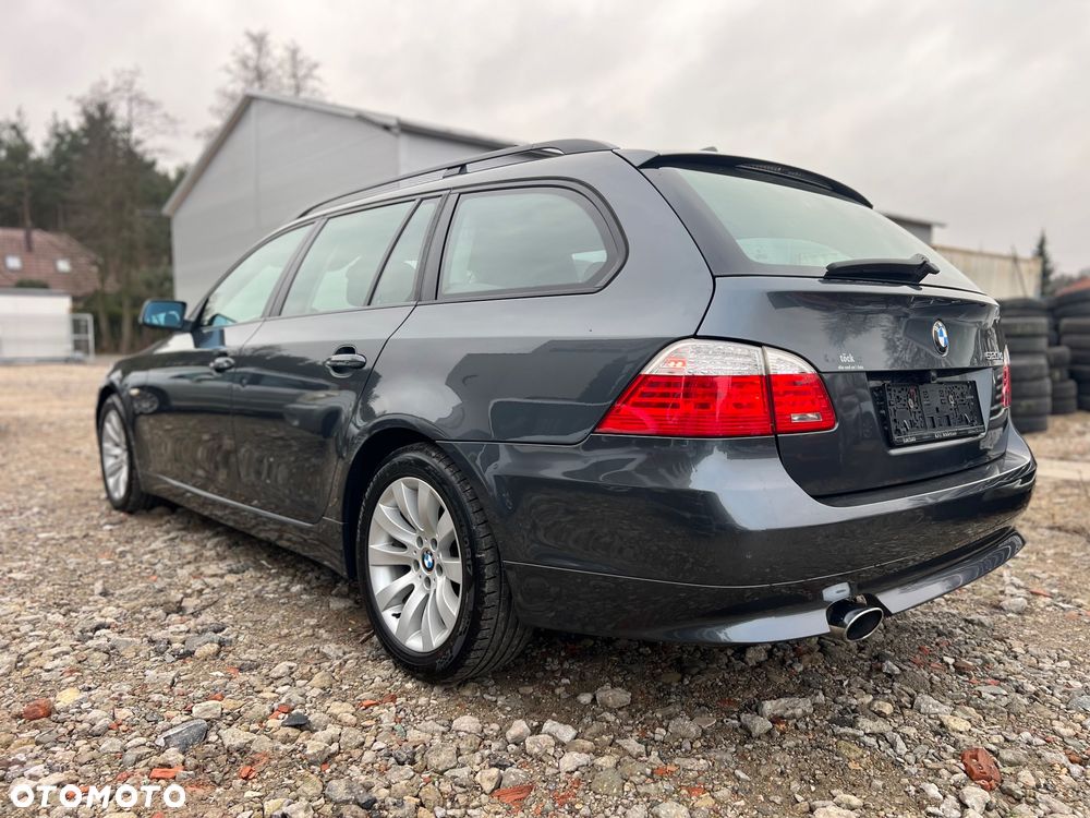 BMW Seria 5 520d - 10