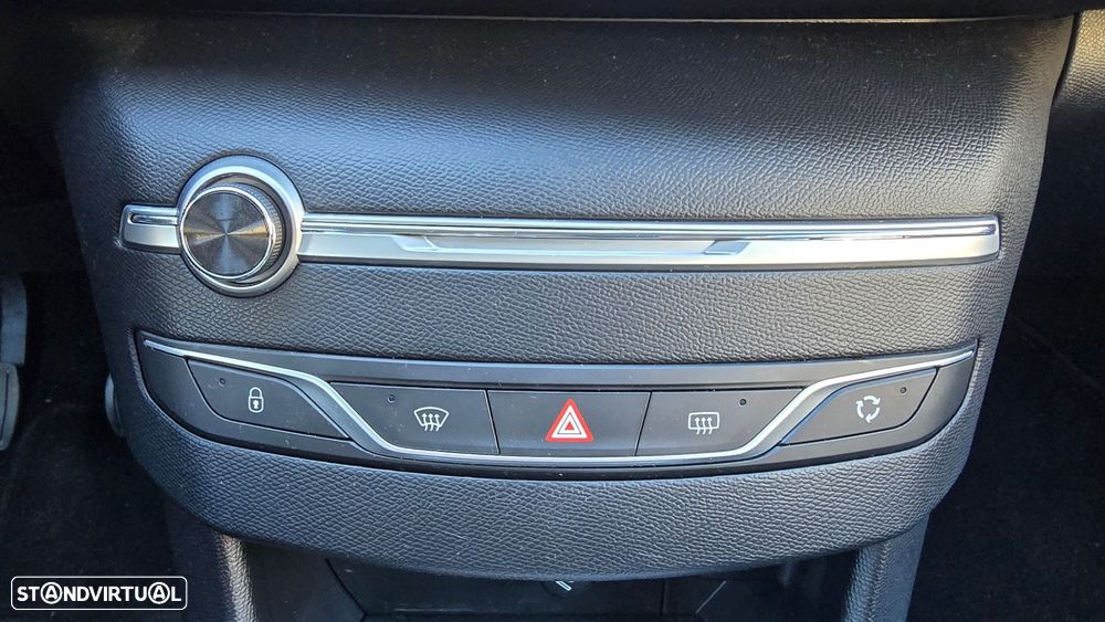 Peugeot 308 1.5 BlueHDi Style - 37