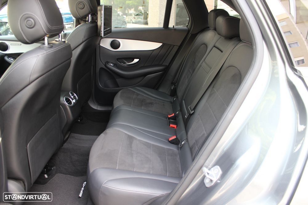 Mercedes-Benz GLC 350 e 4Matic 7G-TRONIC AMG Line - 22