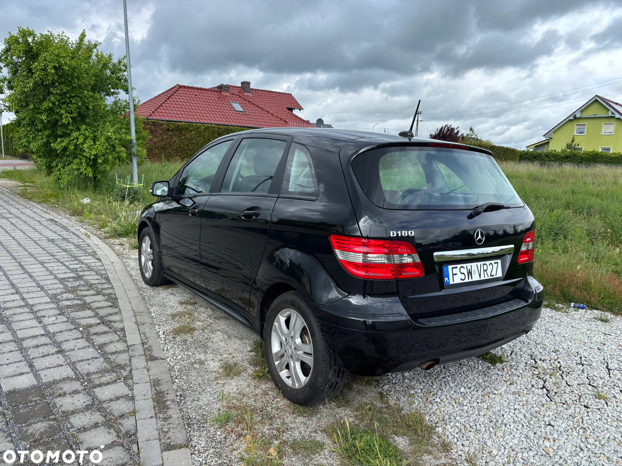 Mercedes-Benz Klasa B 180 - 4