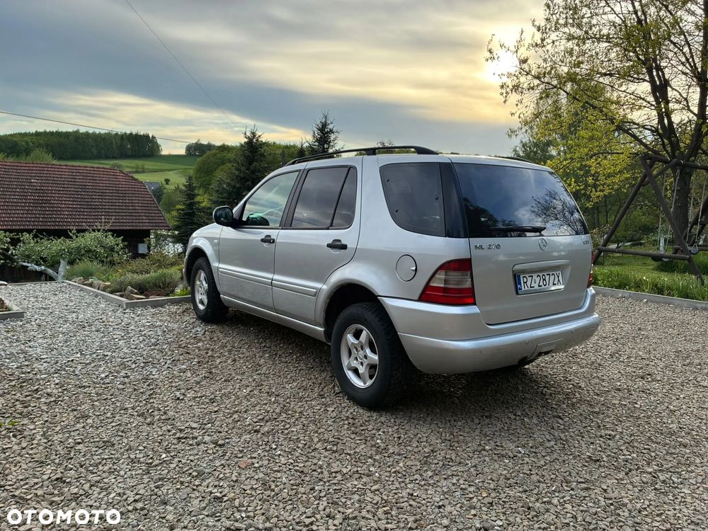 Mercedes-Benz ML - 6