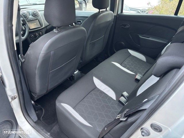 Dacia Sandero 0.9 TCe Stepway - 10
