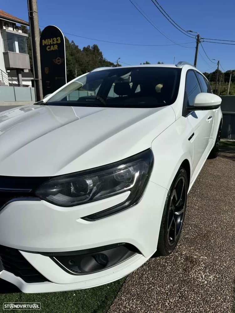 Renault Mégane Sport Tourer - 7