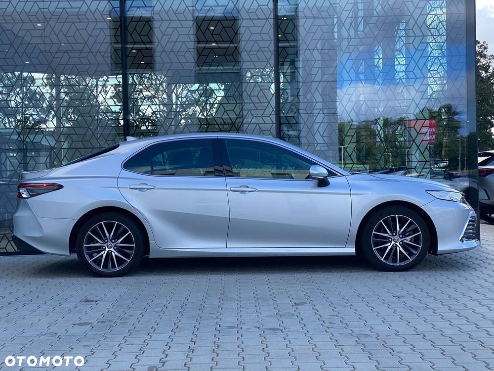 Toyota Camry 2.5 Hybrid Executive CVT - 4