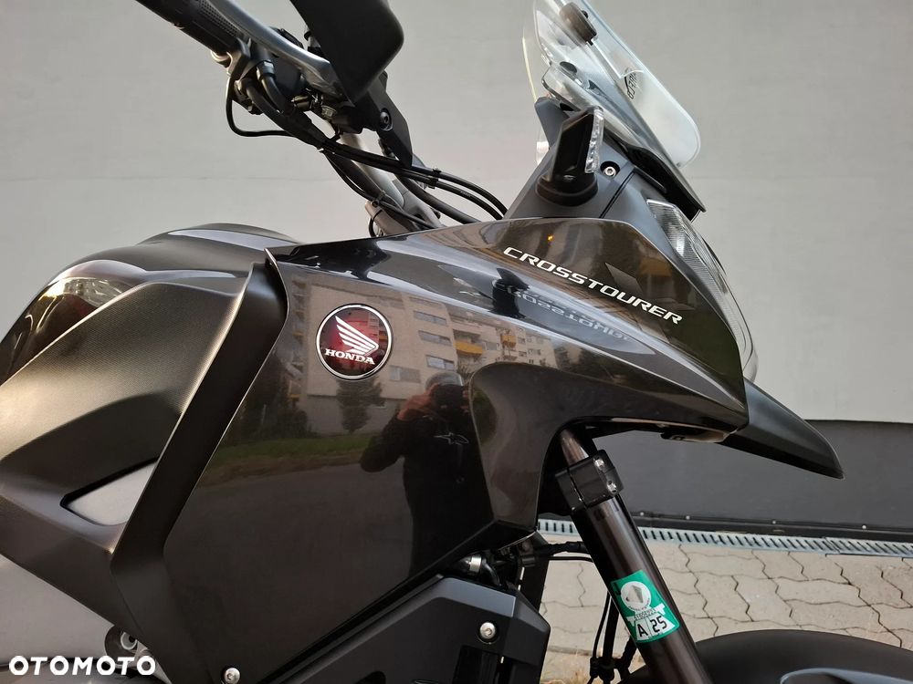 Honda VFR - 14