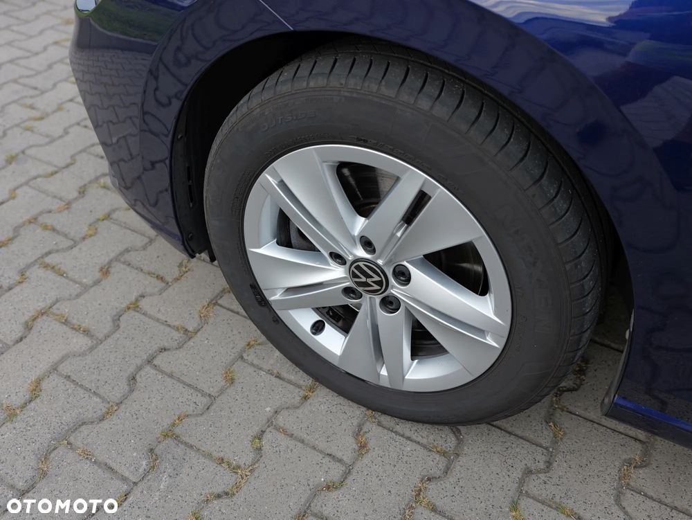 Volkswagen Golf - 13