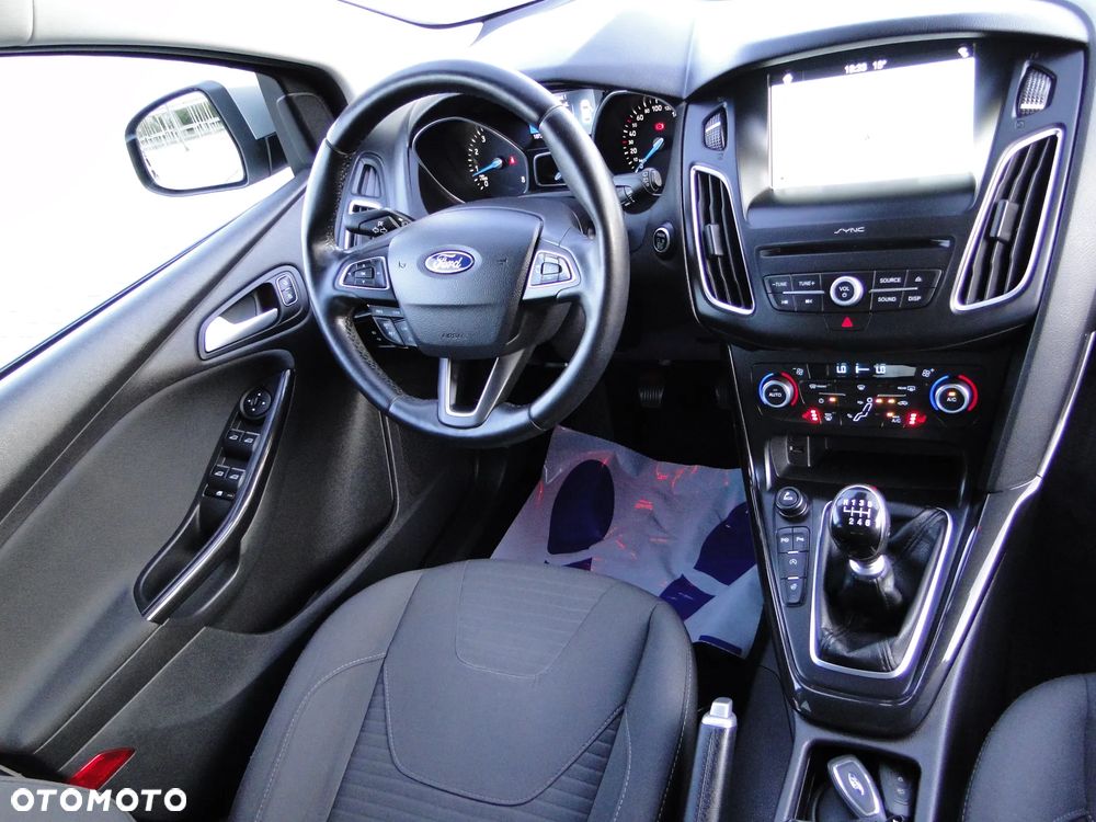 Ford Focus 1.0 EcoBoost STart-Stopp-System TITANIUM X - 7