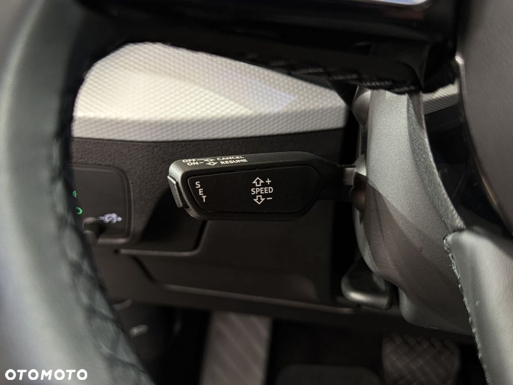 Audi Q2 - 18