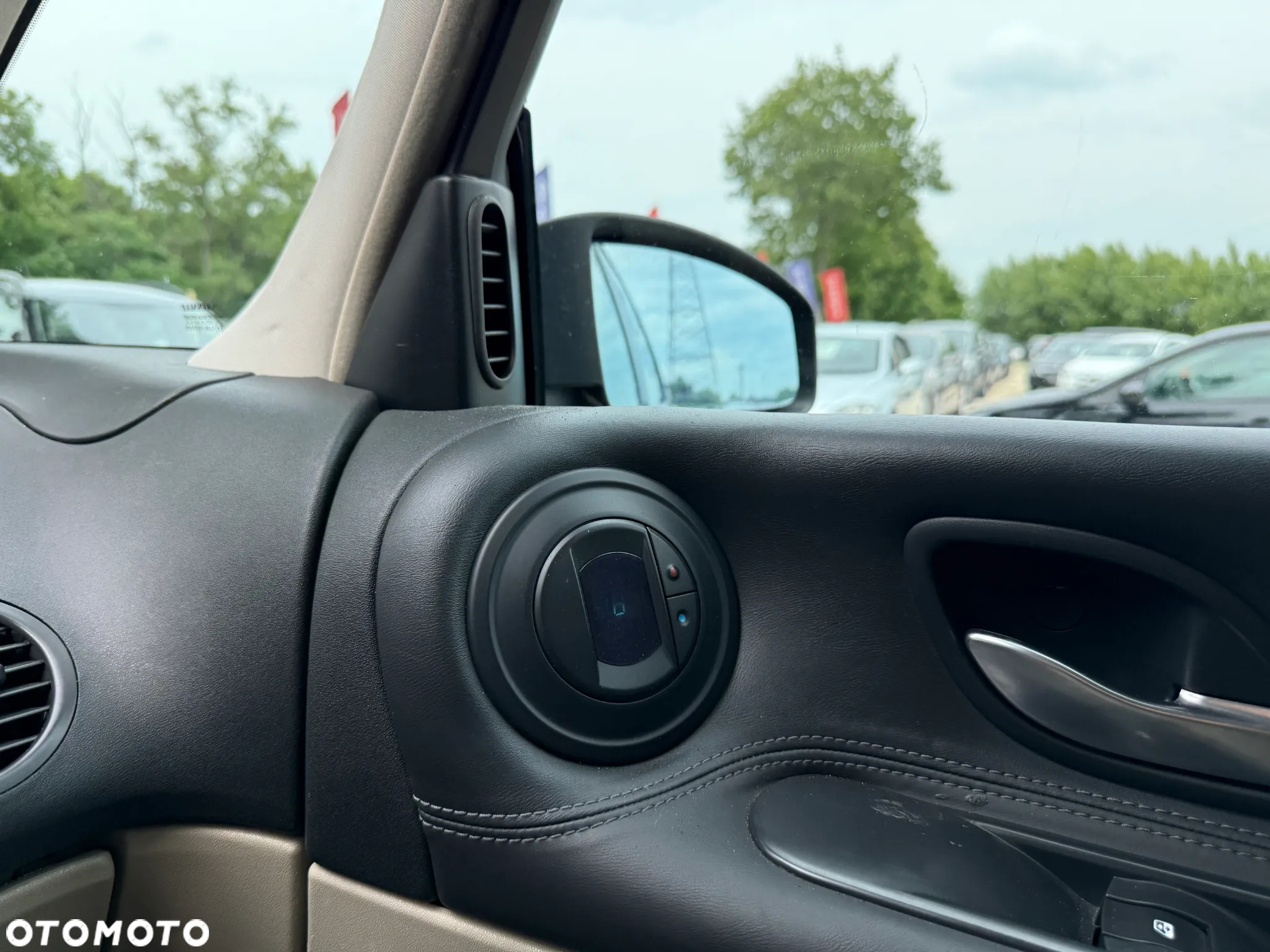 Renault Espace 2.0T Privilege - 26