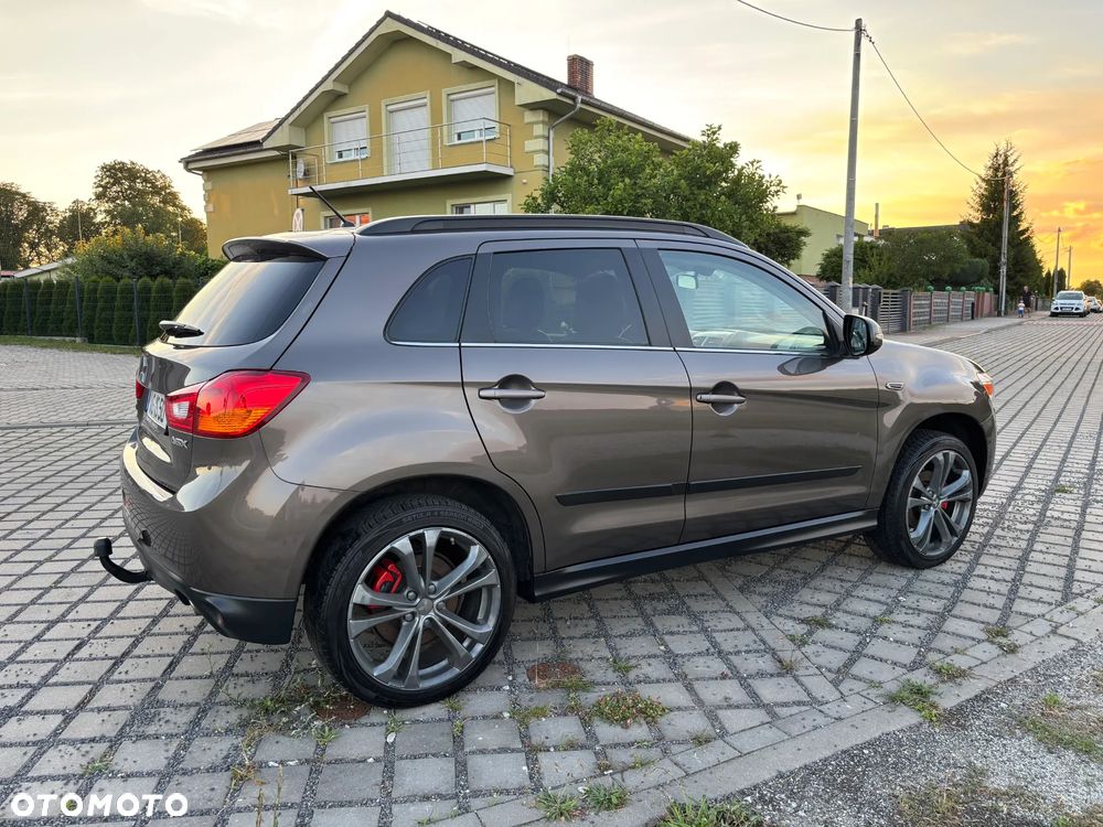 Mitsubishi ASX 1.8 DI-D 2WD Diamant Edition - 17