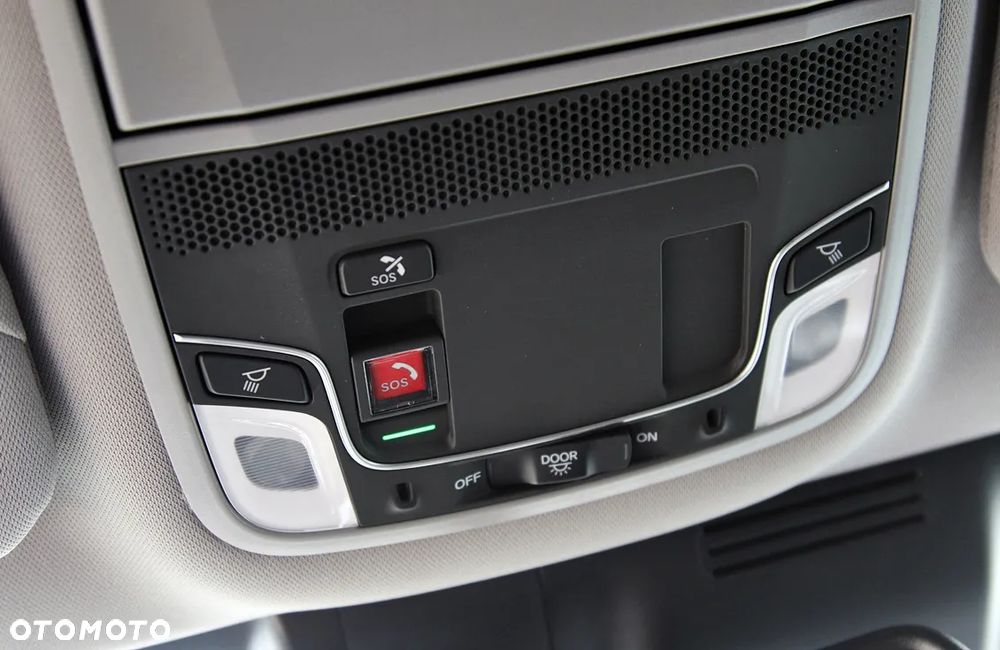 Honda CR-V 2.0 i-MMD HEV Elegance AWD CVT - 39