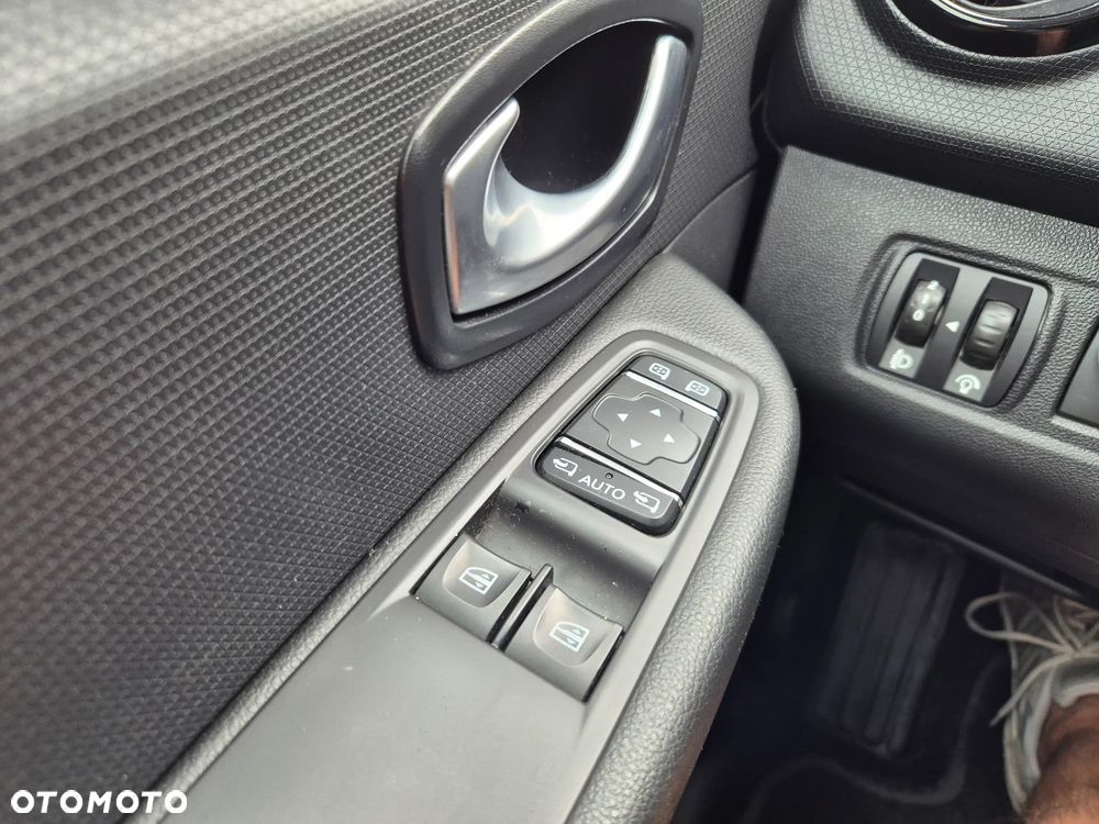 Renault Clio Energy dCi 90 Business - 20