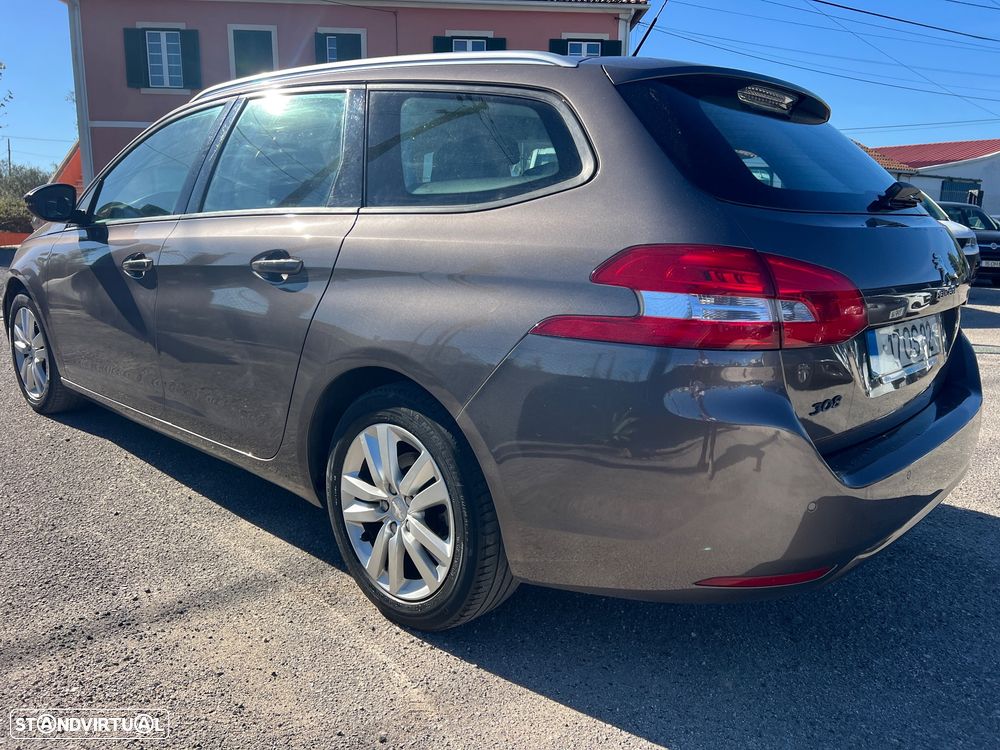 Peugeot 308 SW 1.2 PureTech Style - 12