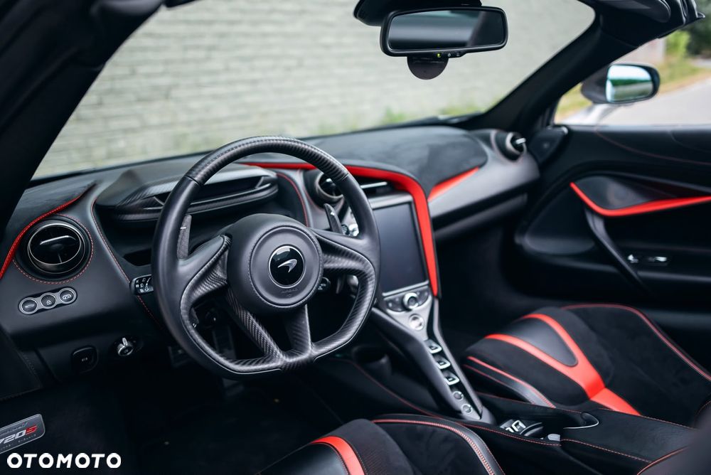 McLaren 720S Spider - 26